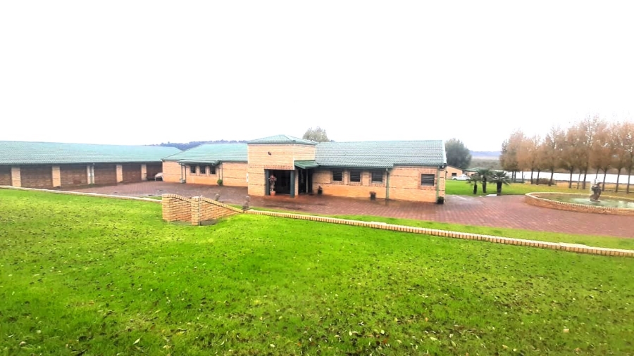 4 Bedroom Property for Sale in Bethlehem Free State
